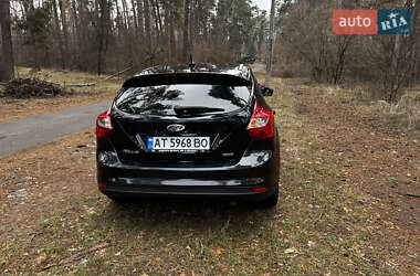 Хэтчбек Ford Focus 2013 в 