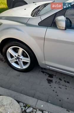 Универсал Ford Focus 2010 в 