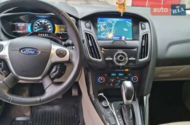 Хэтчбек Ford Focus 2017 в 