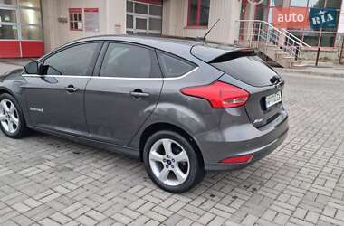 Хэтчбек Ford Focus 2017 в 