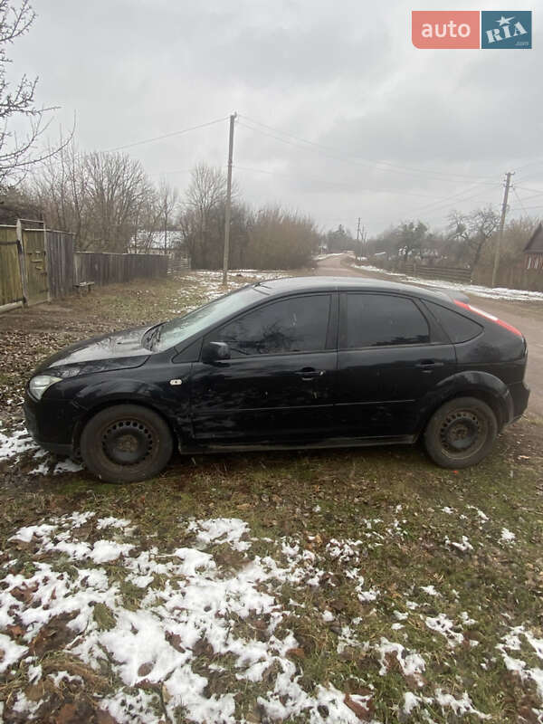 Хэтчбек Ford Focus 2007 в Коростене