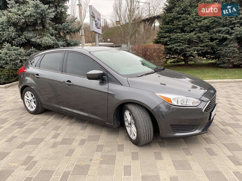 Хэтчбек Ford Focus 2017 в Киеве фото 3 Хэтчбек Ford Focus 2017 в Киеве