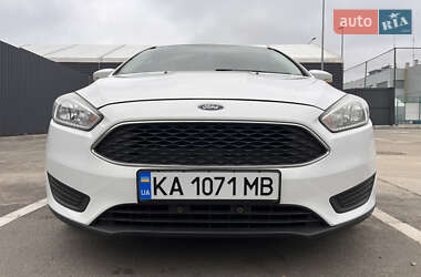 Хэтчбек Ford Focus 2017 в Киеве