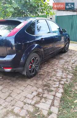 Хэтчбек Ford Focus 2007 в 