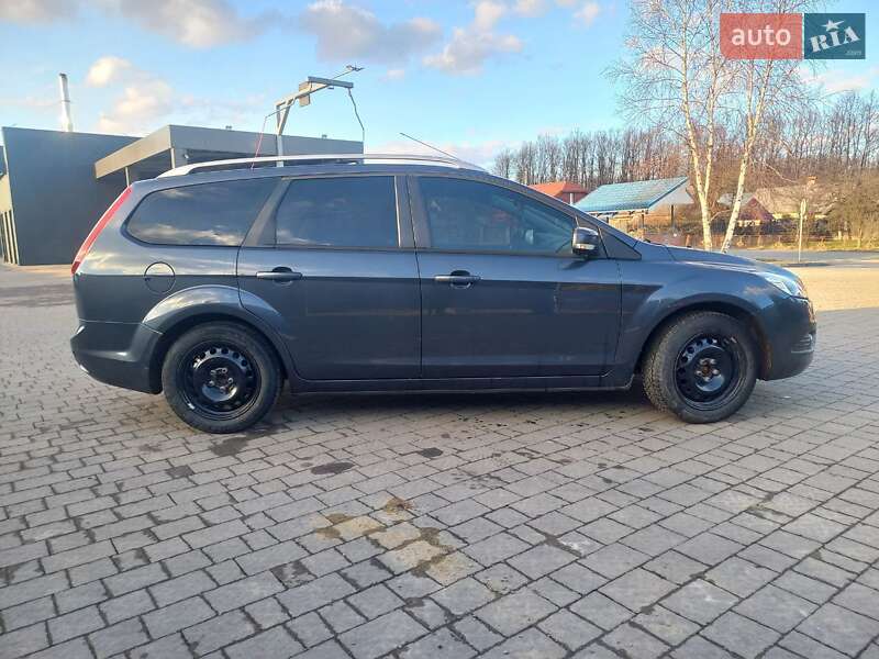 Універсал Ford Focus 2010 в Долині