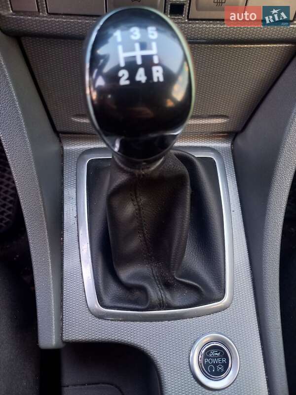 Універсал Ford Focus 2010 в Долині