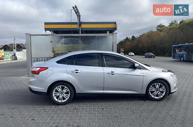 Седан Ford Focus 2012 в 