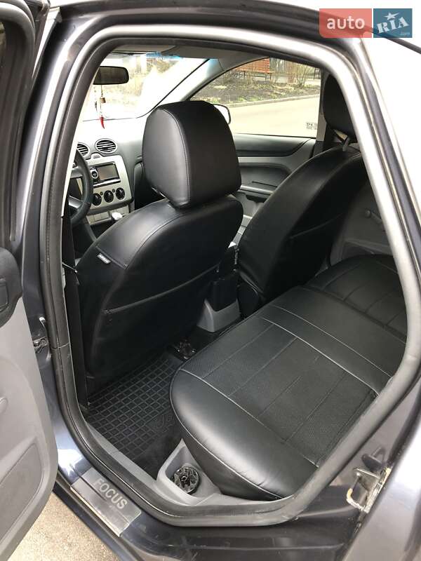 Седан Ford Focus 2008 в Калиновке