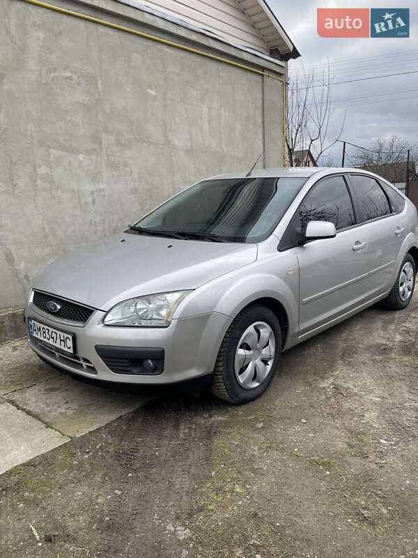Хэтчбек Ford Focus 2005 в Житомире