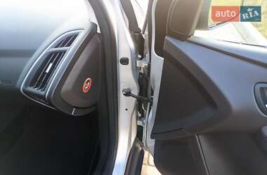 Универсал Ford Focus 2014 в 