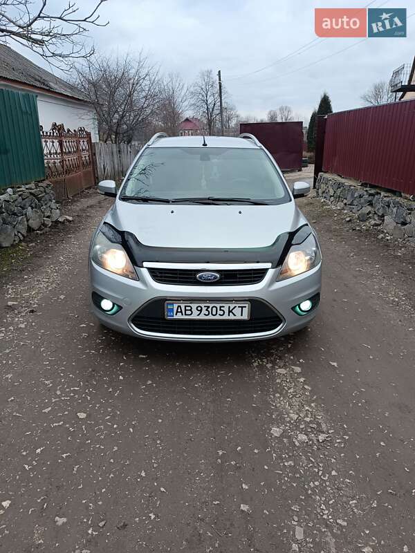 Універсал Ford Focus 2010 в Хмільнику
