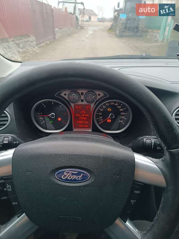 Универсал Ford Focus 2010 в Хмельнике