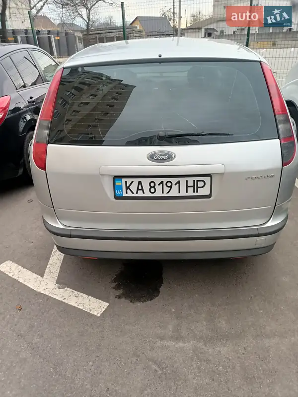 Ford Focus 2006 VIN WF0WXXGCDW6A56957 фото оголошення 2 з 48