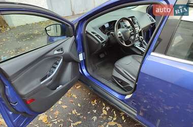 Седан Ford Focus 2012 в 