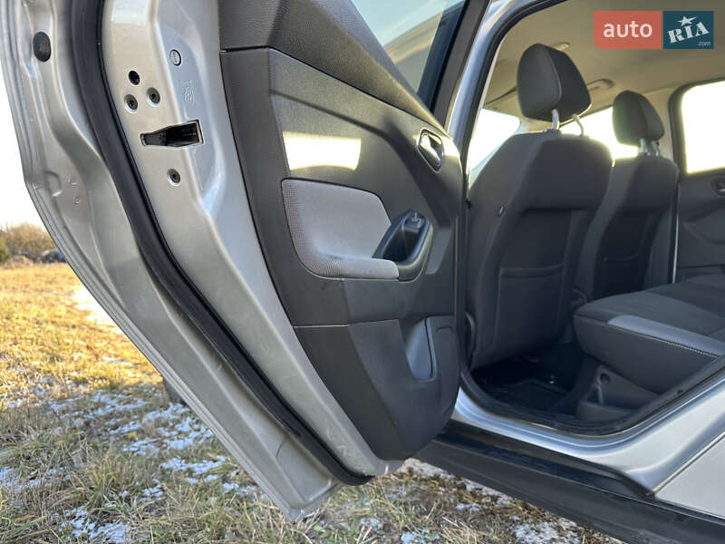 Хэтчбек Ford Focus 2011 в Черновцах