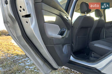 Хэтчбек Ford Focus 2011 в 