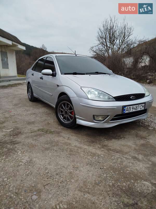 Седан Ford Focus 2002 в Могилев-Подольске