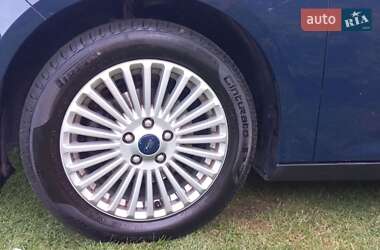 Универсал Ford Focus 2013 в 
