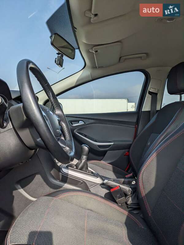Хэтчбек Ford Focus 2014 в Буче