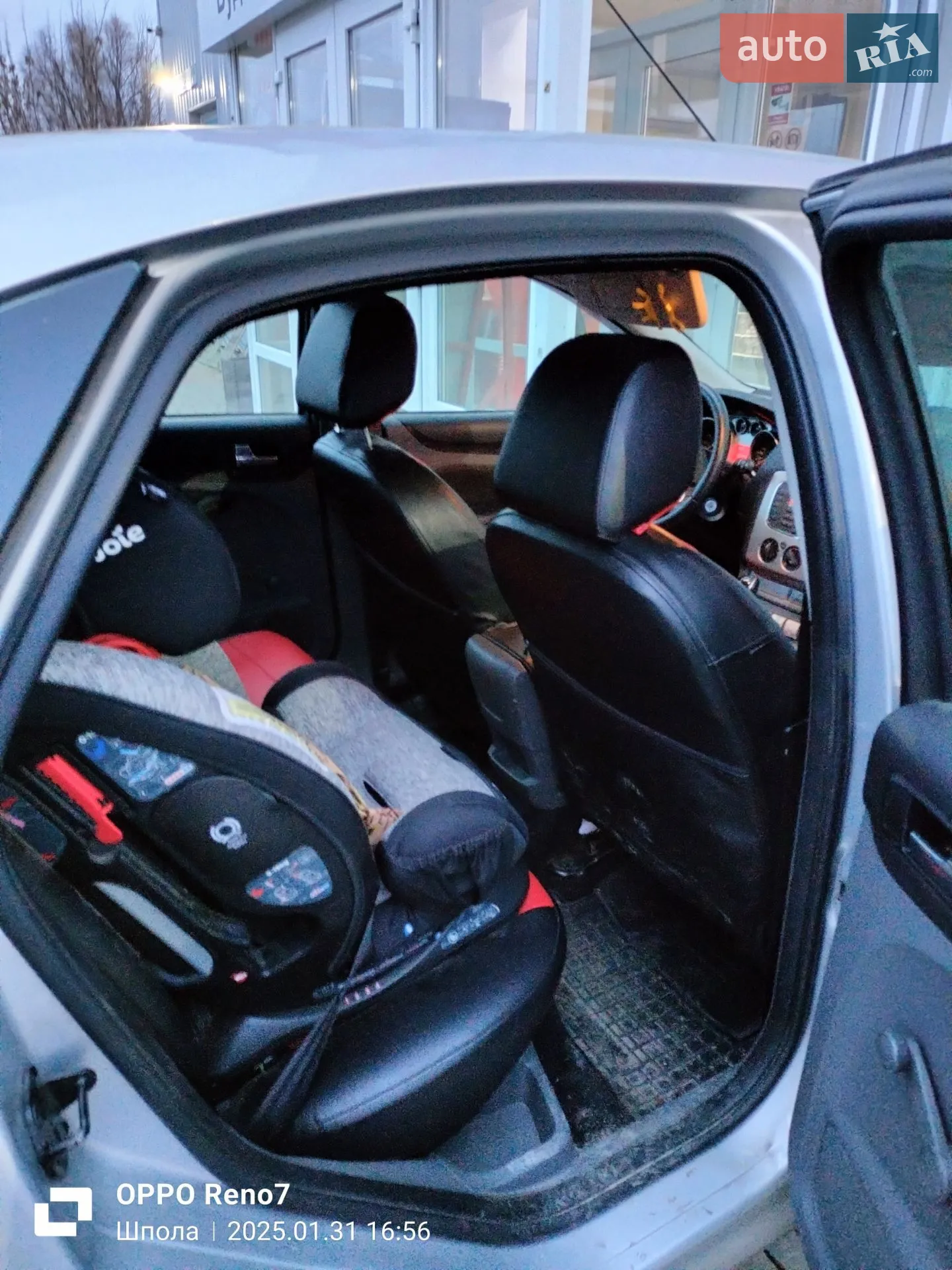2011 Ford Focus - мініатюра 10
