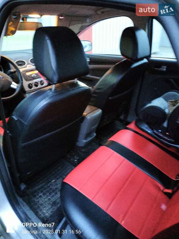 Хэтчбек Ford Focus 2011 в Шполе