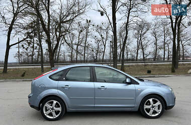 Хетчбек Ford Focus 2005 в Звягелі