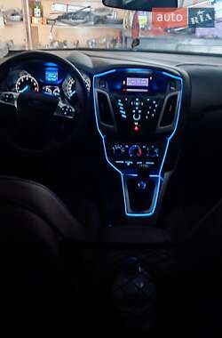 Универсал Ford Focus 2012 в 