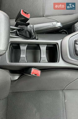 Хэтчбек Ford Focus 2015 в 