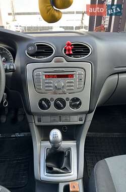Универсал Ford Focus 2009 в 