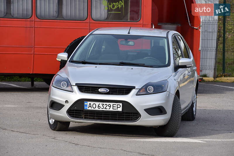 Хетчбек Ford Focus 2010 в Ужгороді