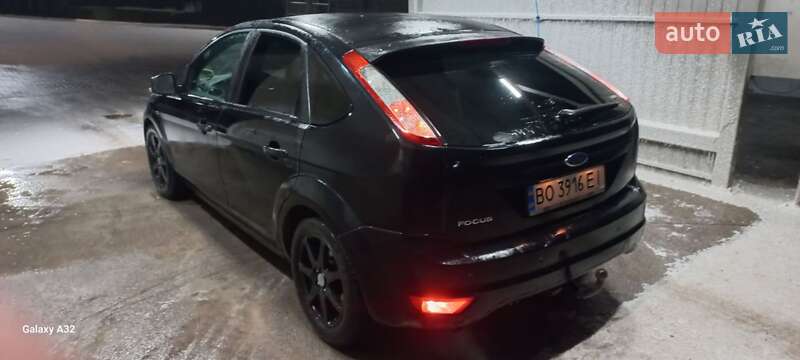 Хэтчбек Ford Focus 2008 в Тернополе