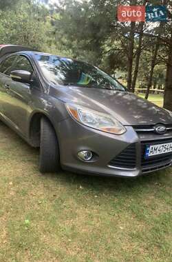 Седан Ford Focus 2014 в Звягелі