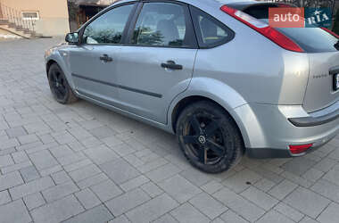 Хэтчбек Ford Focus 2005 в Луцке