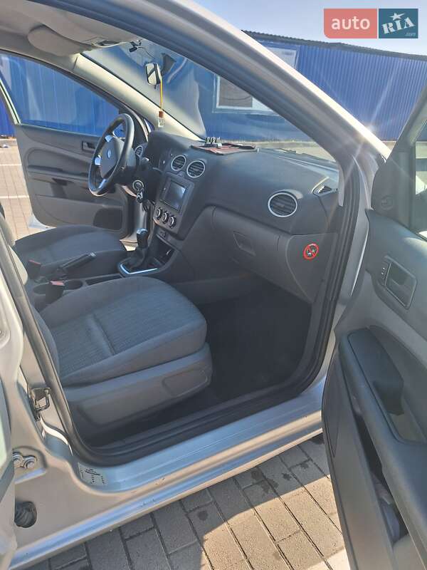 Хетчбек Ford Focus 2005 в Калуші