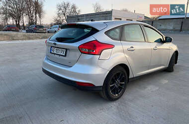 Хетчбек Ford Focus 2015 в Дніпрі