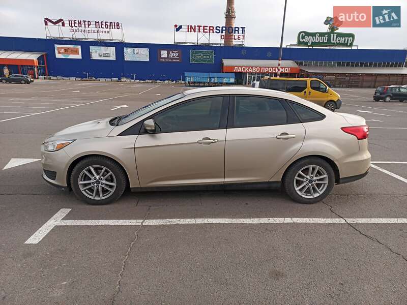 Седан Ford Focus 2017 в Мостиській