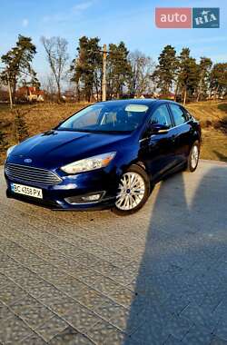 Седан Ford Focus 2017 в 