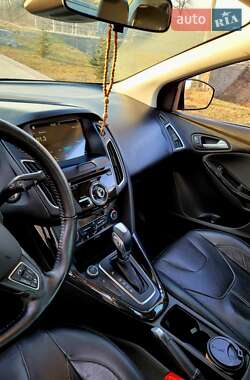 Седан Ford Focus 2017 в 