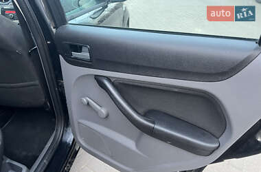 Хэтчбек Ford Focus 2010 в Самборе