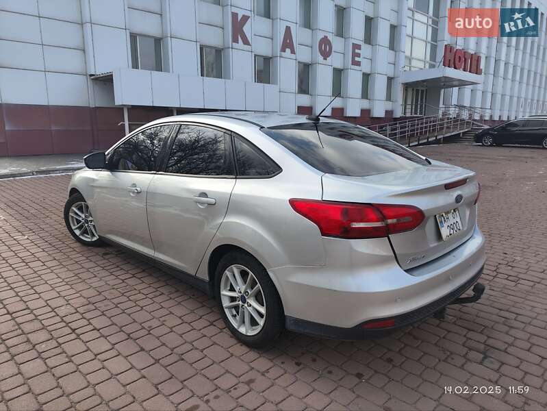 Седан Ford Focus 2017 в Каменском