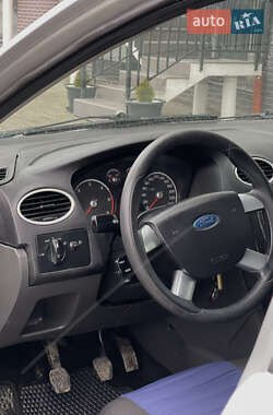 Универсал Ford Focus 2007 в Жовкве