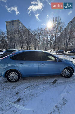 Хэтчбек Ford Focus 2008 в Киеве