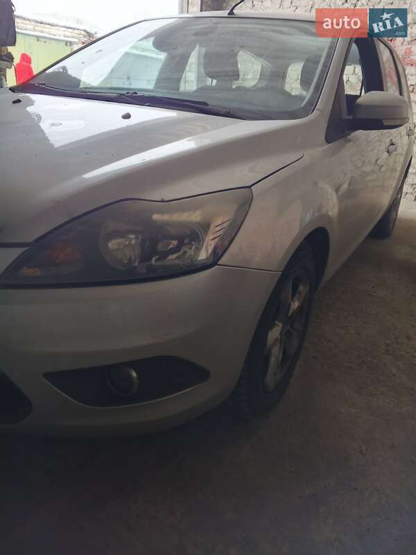 Универсал Ford Focus 2010 в Днепре