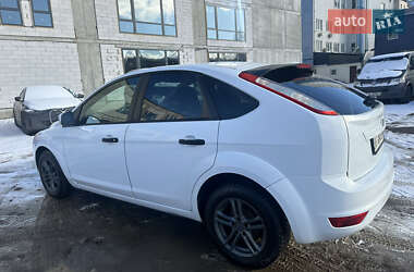 Хэтчбек Ford Focus 2011 в Киеве