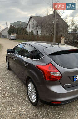 Хэтчбек Ford Focus 2013 в Черновцах