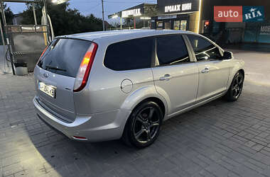 Универсал Ford Focus 2010 в 