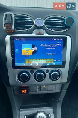 Хэтчбек Ford Focus 2008 в 