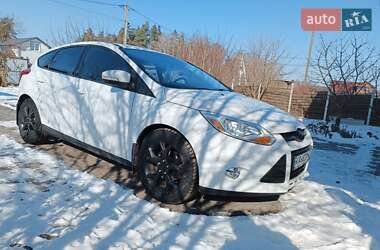 Хэтчбек Ford Focus 2014 в 