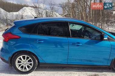 Хэтчбек Ford Focus 2016 в 
