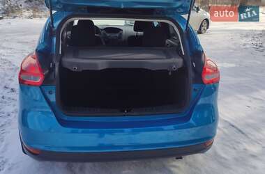 Хэтчбек Ford Focus 2016 в 